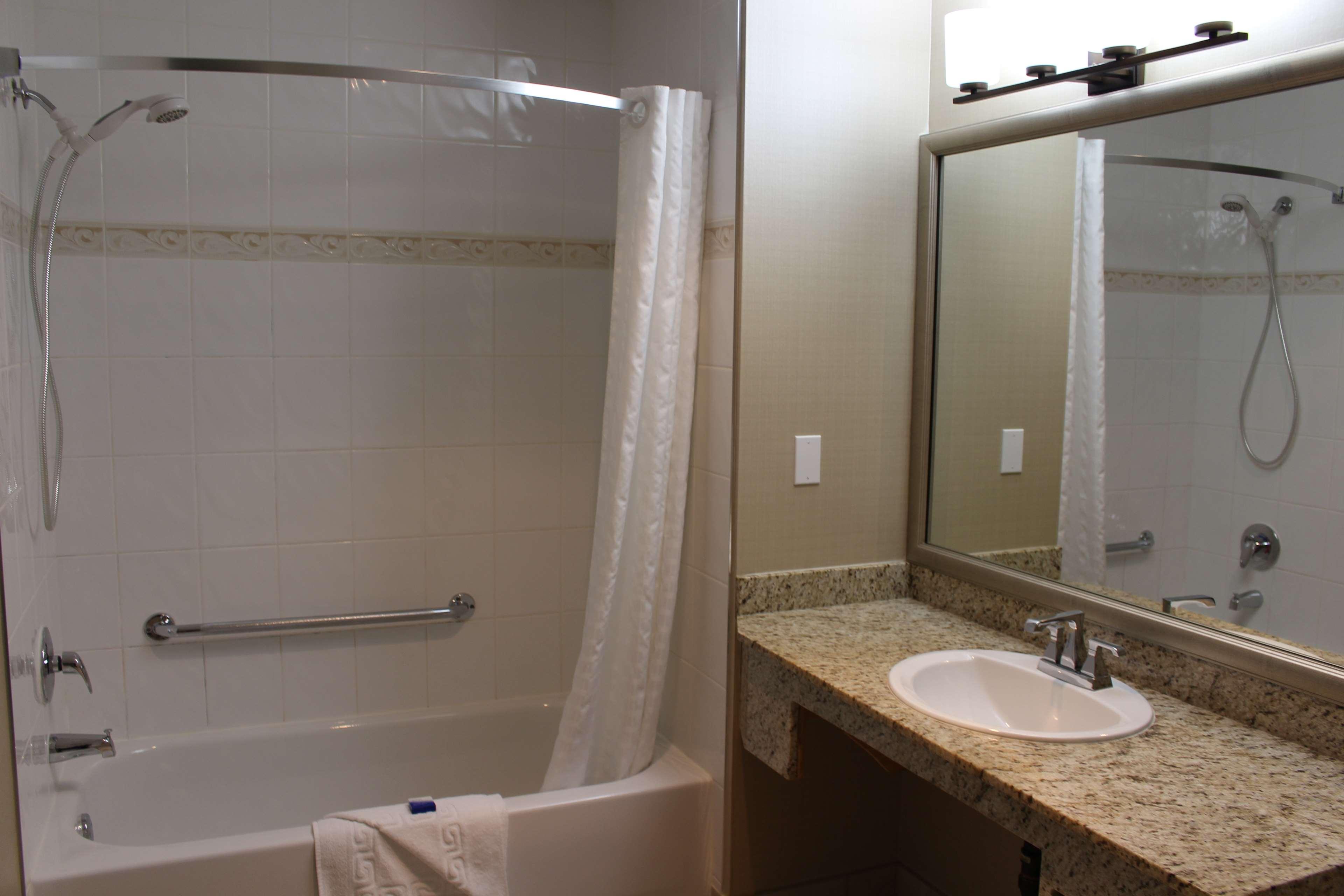 Best Western King George Inn & Suites Surrey Eksteriør bilde