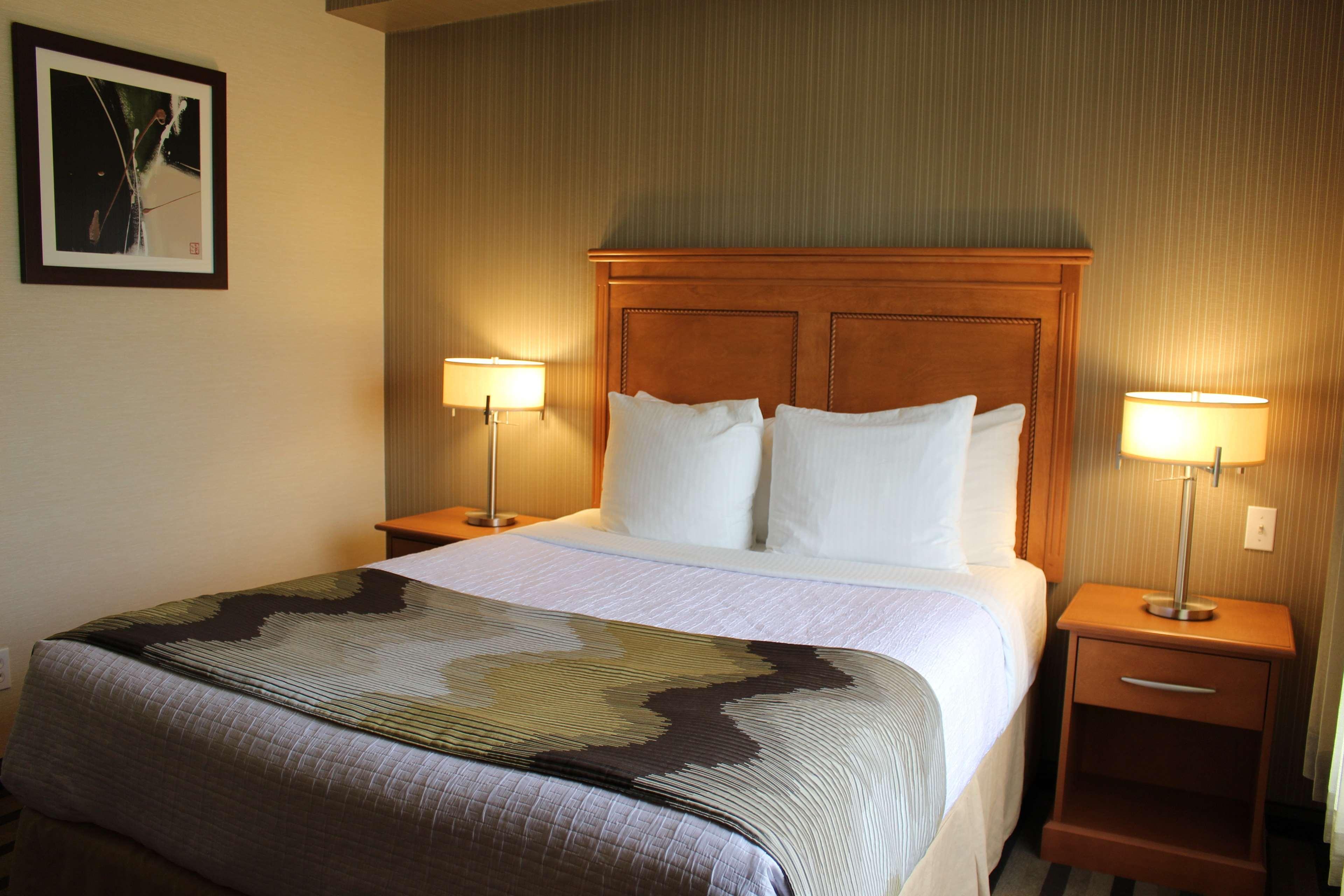 Best Western King George Inn & Suites Surrey Eksteriør bilde