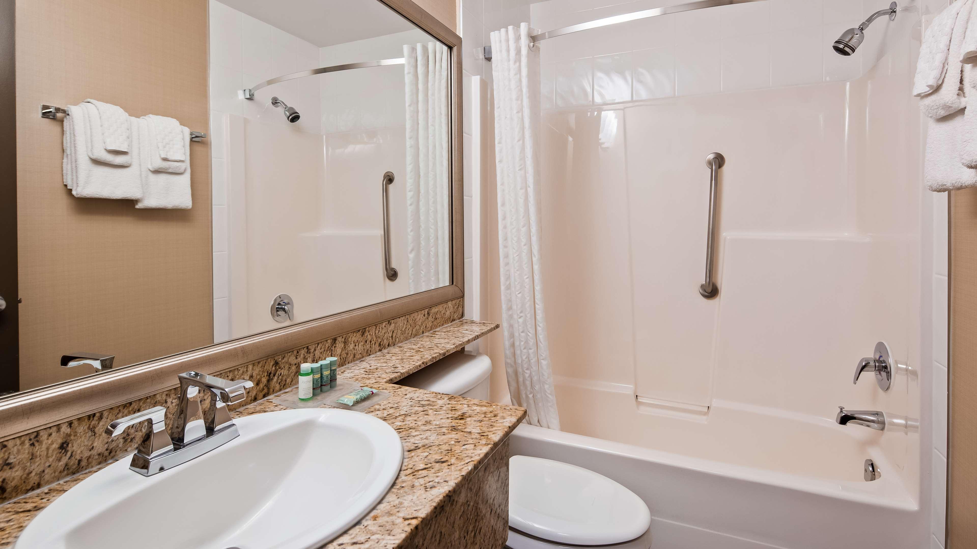 Best Western King George Inn & Suites Surrey Eksteriør bilde